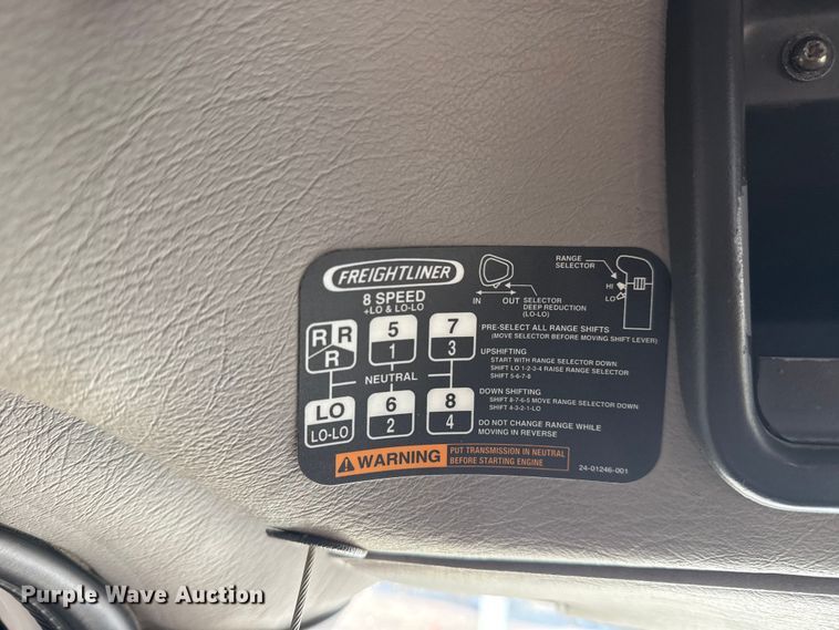 image for item EG1824 2007 Freightliner Business Class M2 crane truck