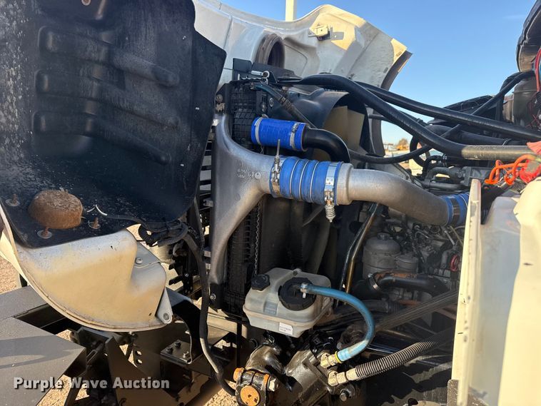 image for item EG1824 2007 Freightliner Business Class M2 crane truck