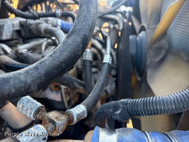 image for item EG1824 2007 Freightliner Business Class M2 crane truck