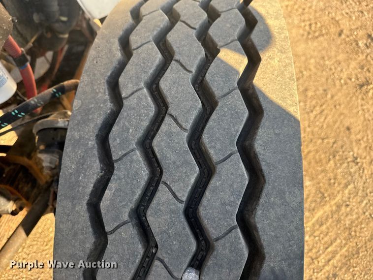 image for item EG1824 2007 Freightliner Business Class M2 crane truck