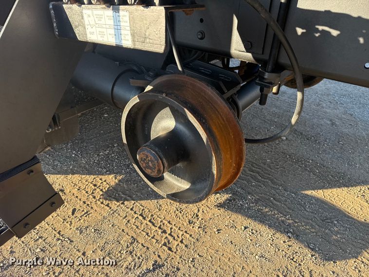 image for item EG1824 2007 Freightliner Business Class M2 crane truck