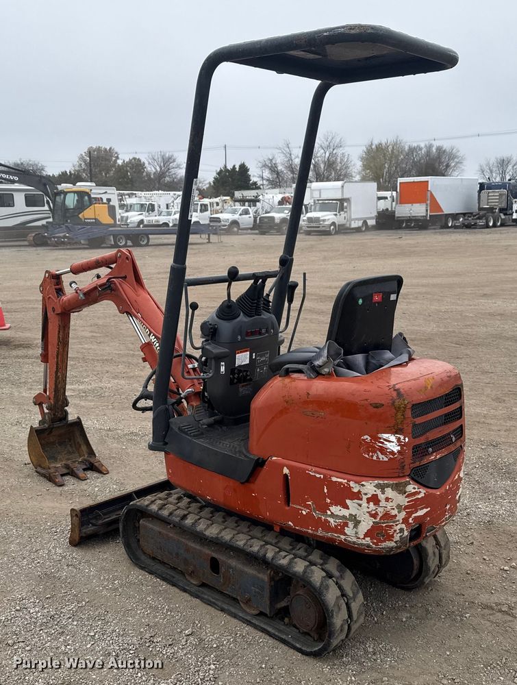 image for item EG1829 2003 Ditch Witch MX9 mini excavator