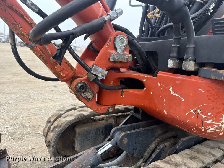 image for item EG1829 2003 Ditch Witch MX9 mini excavator