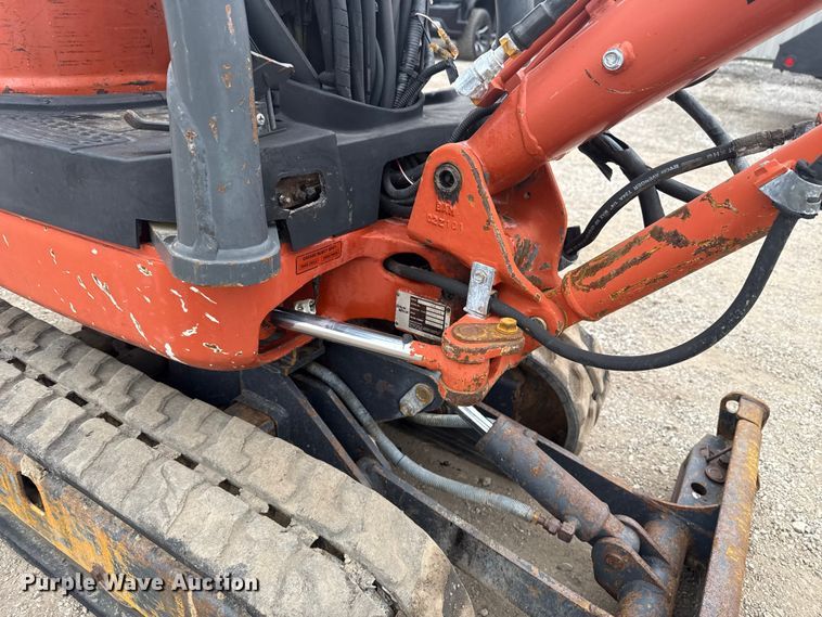 image for item EG1829 2003 Ditch Witch MX9 mini excavator