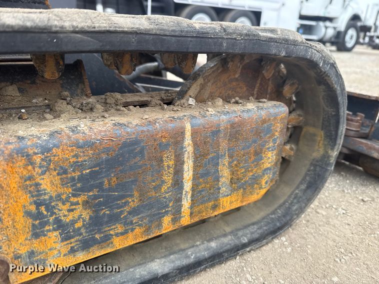 image for item EG1829 2003 Ditch Witch MX9 mini excavator