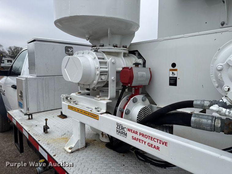 image for item EG1831 2013 RAM 5500 vacuum truck