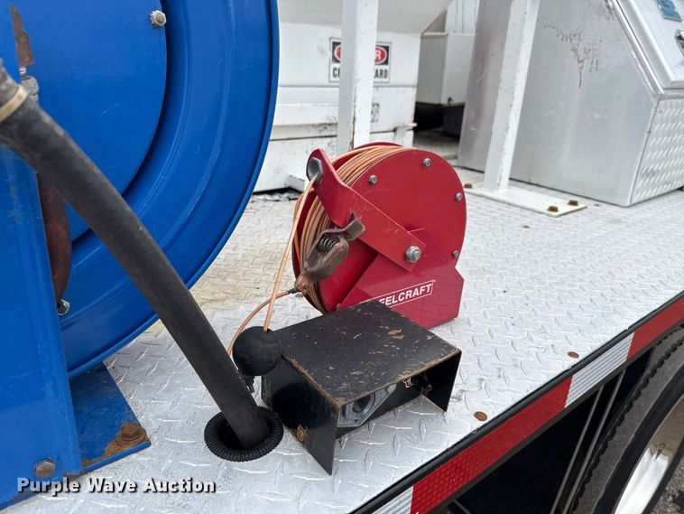 image for item EG1831 2013 RAM 5500 vacuum truck