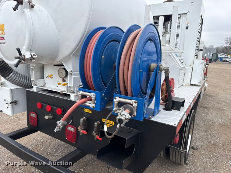 image for item EG1831 2013 RAM 5500 vacuum truck