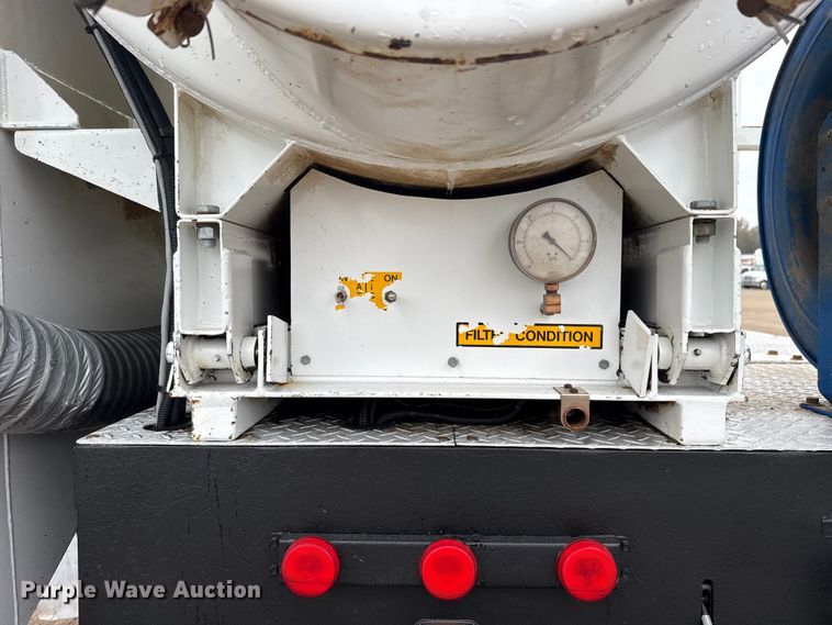 image for item EG1831 2013 RAM 5500 vacuum truck