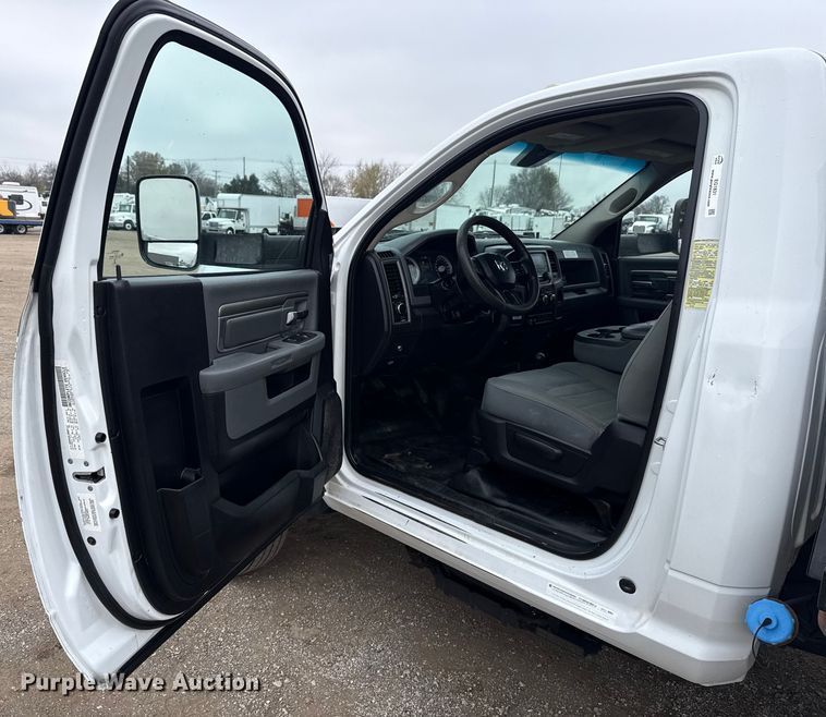 image for item EG1831 2013 RAM 5500 vacuum truck