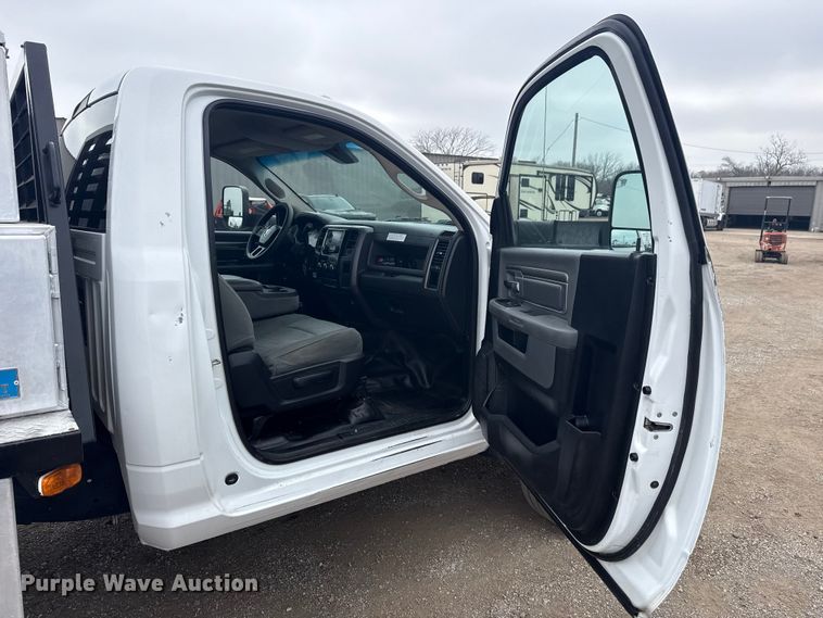 image for item EG1831 2013 RAM 5500 vacuum truck