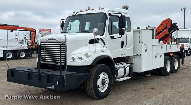 2012 Freightliner Business Class M2