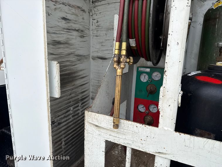 image for item EG1832 2012 Freightliner Business Class M2 crane truck