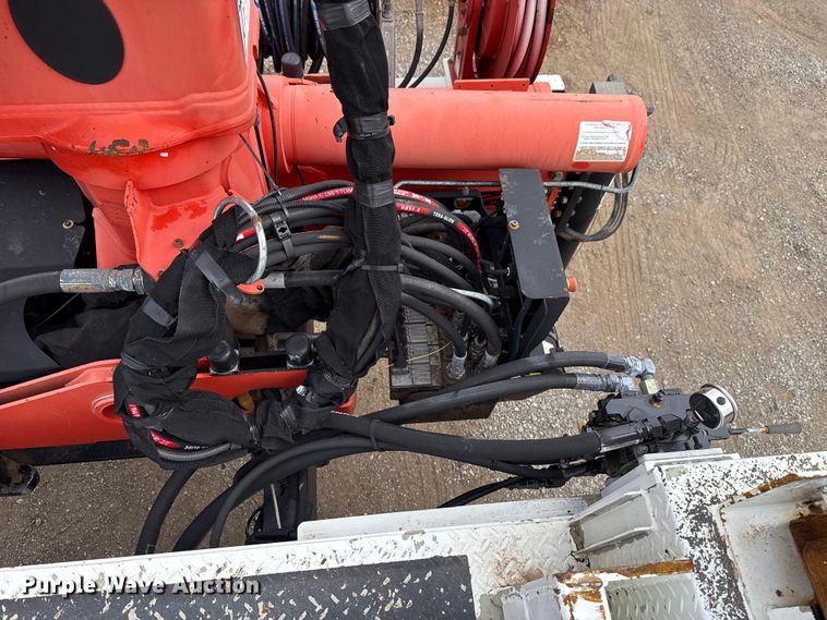 image for item EG1832 2012 Freightliner Business Class M2 crane truck