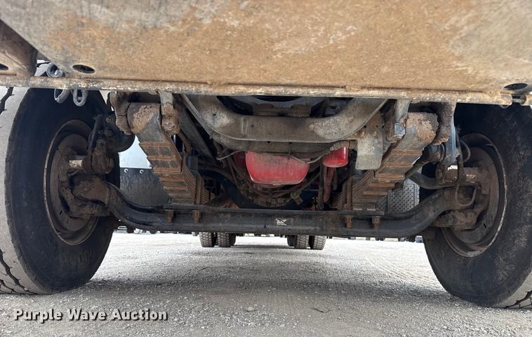 image for item EG1832 2012 Freightliner Business Class M2 crane truck