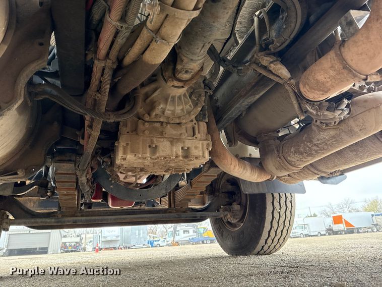 image for item EG1832 2012 Freightliner Business Class M2 crane truck