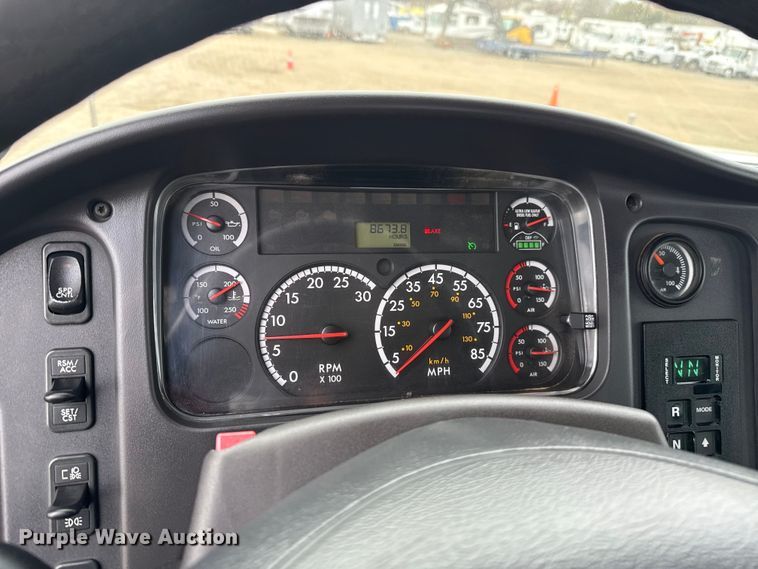 image for item EG1832 2012 Freightliner Business Class M2 crane truck