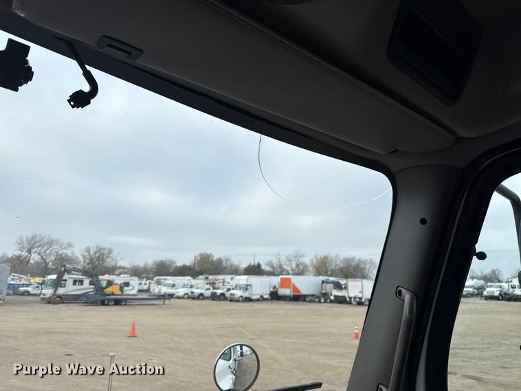 image for item EG1832 2012 Freightliner Business Class M2 crane truck