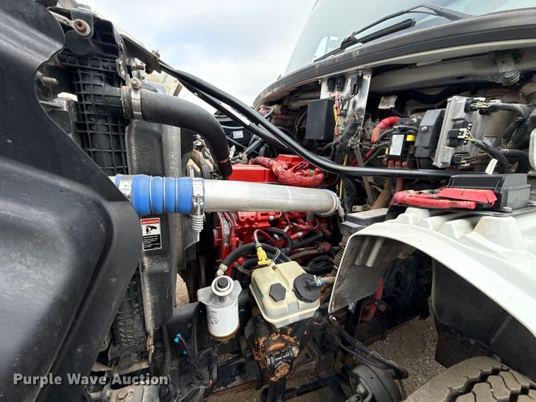 image for item EG1832 2012 Freightliner Business Class M2 crane truck