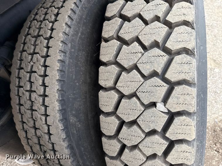 image for item EG1832 2012 Freightliner Business Class M2 crane truck