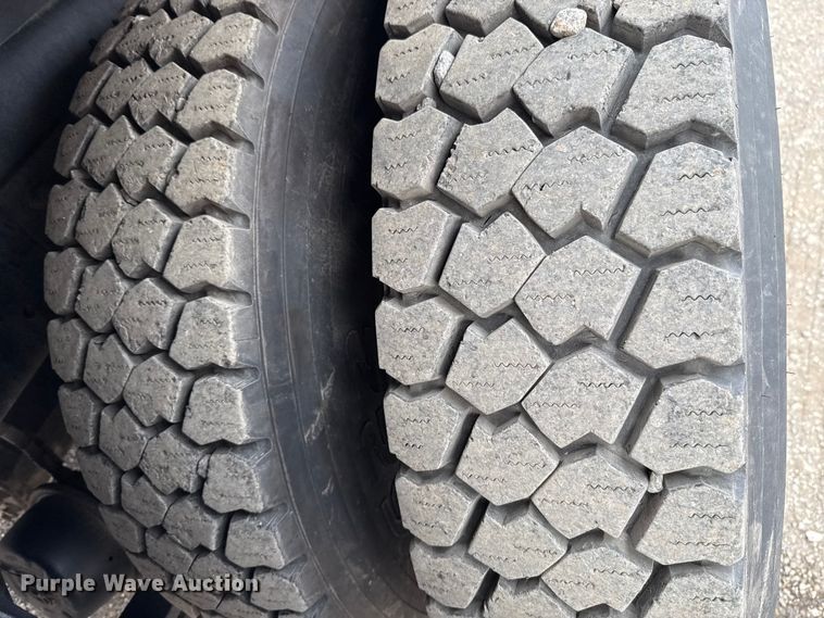 image for item EG1832 2012 Freightliner Business Class M2 crane truck