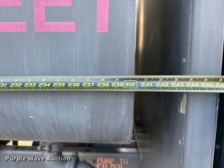 image for item EG1834 1983 Mack DM492S fuel / lube truck