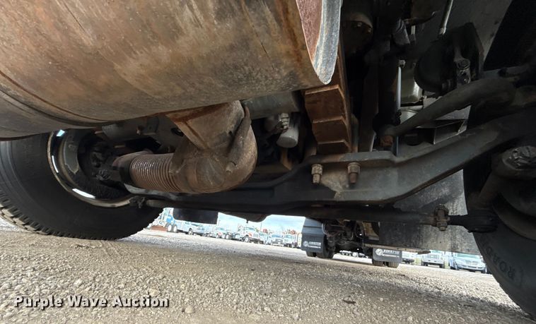 image for item EG1834 1983 Mack DM492S fuel / lube truck