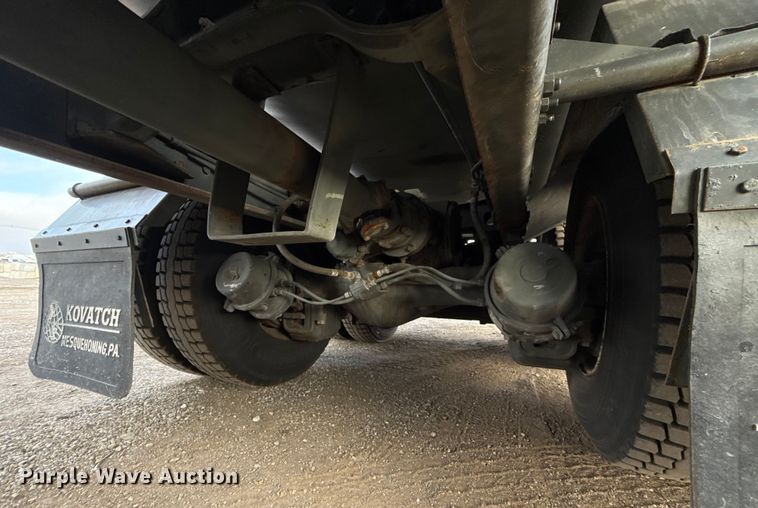 image for item EG1834 1983 Mack DM492S fuel / lube truck