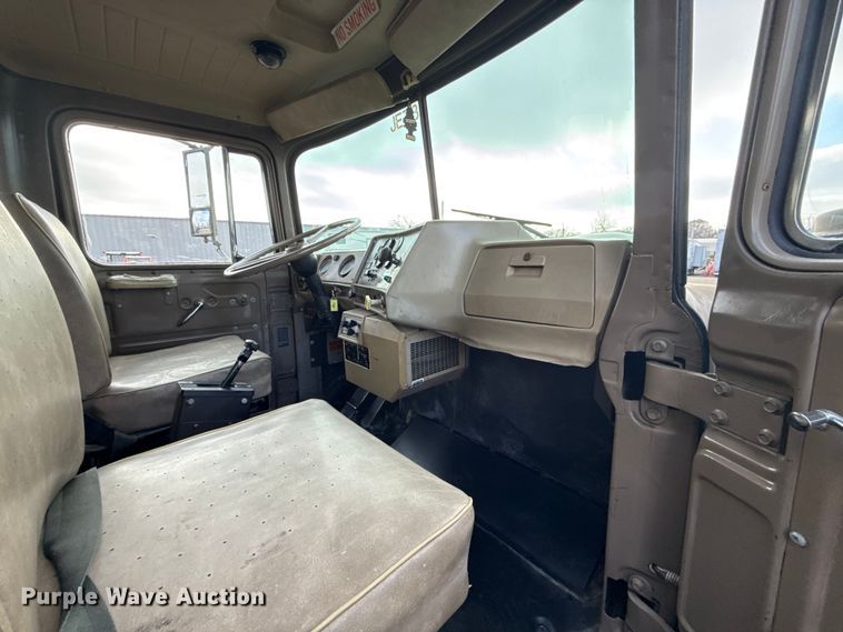 image for item EG1834 1983 Mack DM492S fuel / lube truck