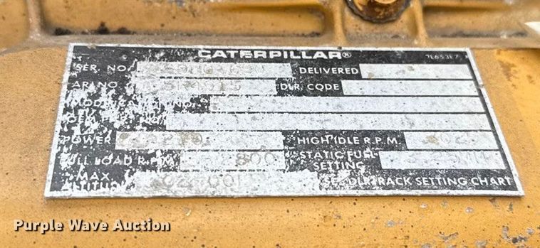 image for item EG1834 1983 Mack DM492S fuel / lube truck