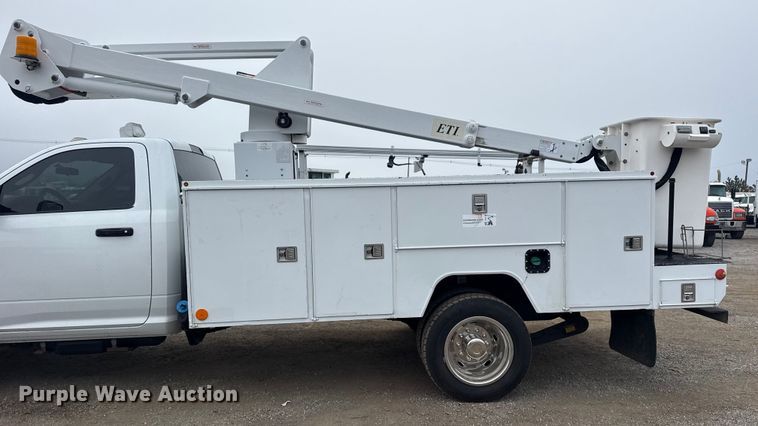 image for item EG1837 2012 Dodge Ram 4500HD bucket truck