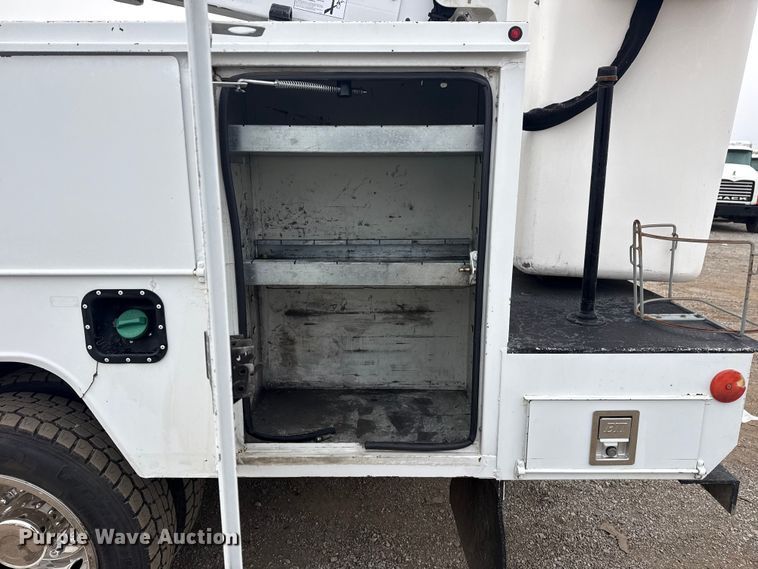 image for item EG1837 2012 Dodge Ram 4500HD bucket truck