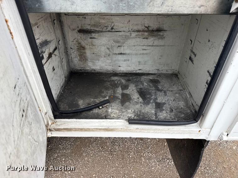 image for item EG1837 2012 Dodge Ram 4500HD bucket truck