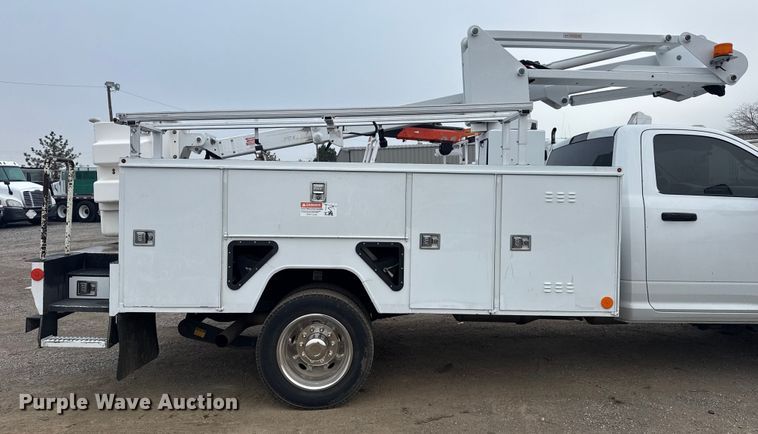 image for item EG1837 2012 Dodge Ram 4500HD bucket truck