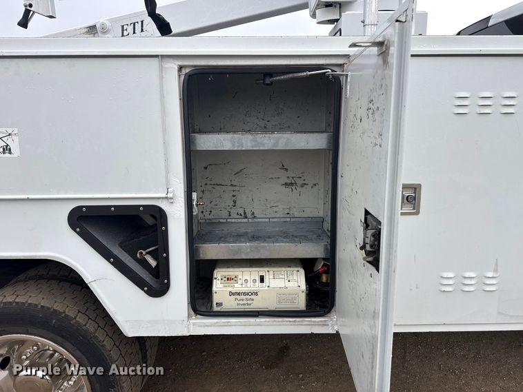 image for item EG1837 2012 Dodge Ram 4500HD bucket truck