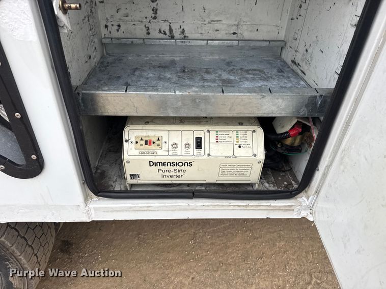 image for item EG1837 2012 Dodge Ram 4500HD bucket truck