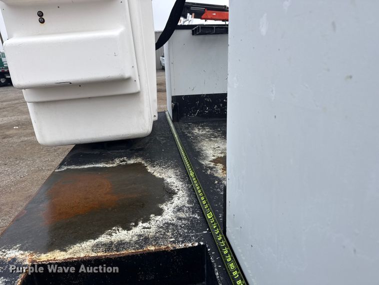 image for item EG1837 2012 Dodge Ram 4500HD bucket truck