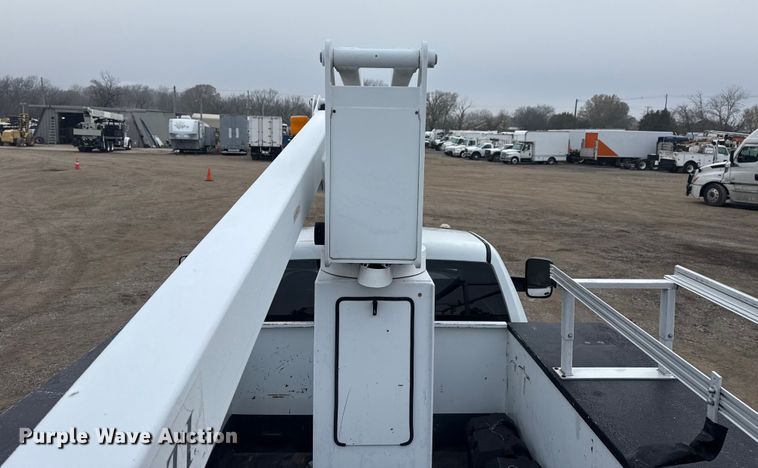 image for item EG1837 2012 Dodge Ram 4500HD bucket truck