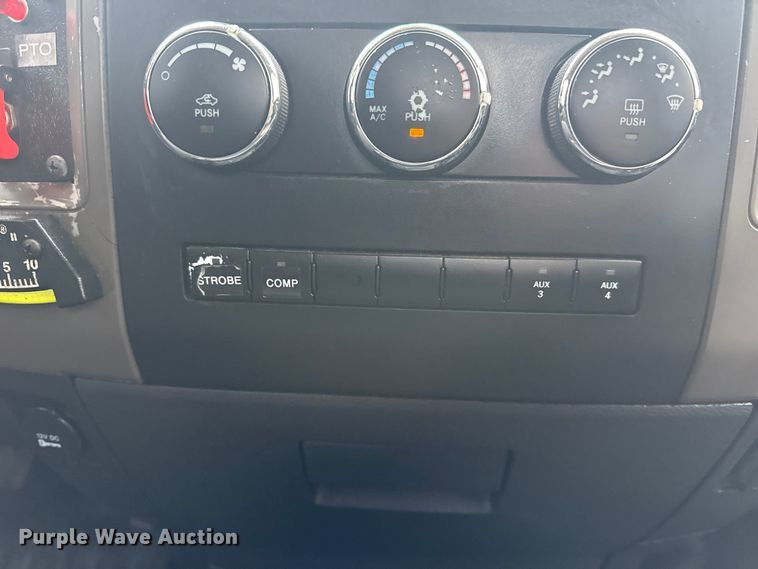 image for item EG1837 2012 Dodge Ram 4500HD bucket truck