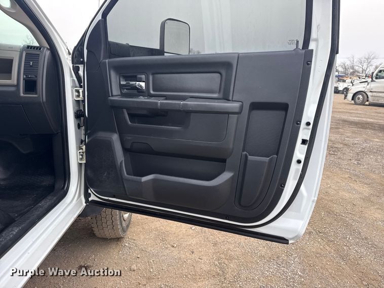 image for item EG1837 2012 Dodge Ram 4500HD bucket truck