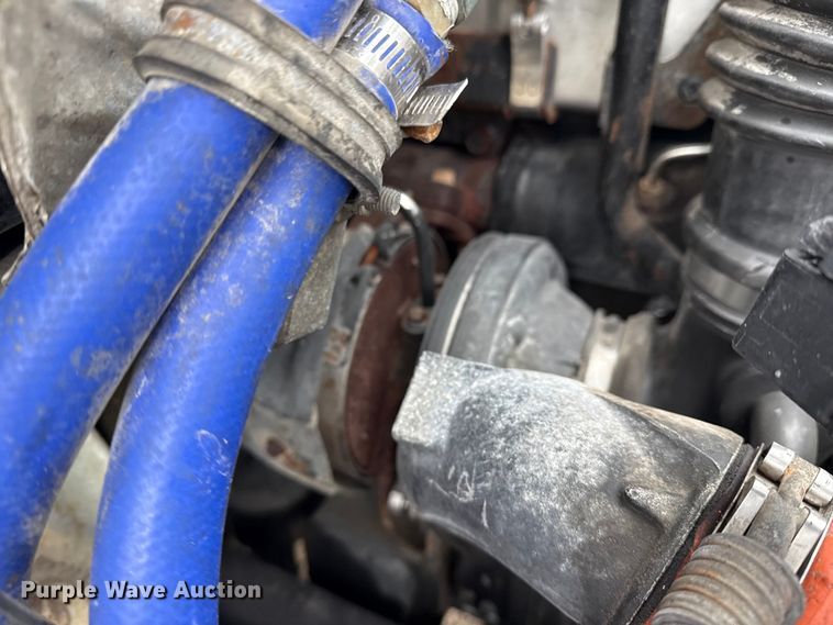 image for item EG1842 2010 International 7500 crane truck