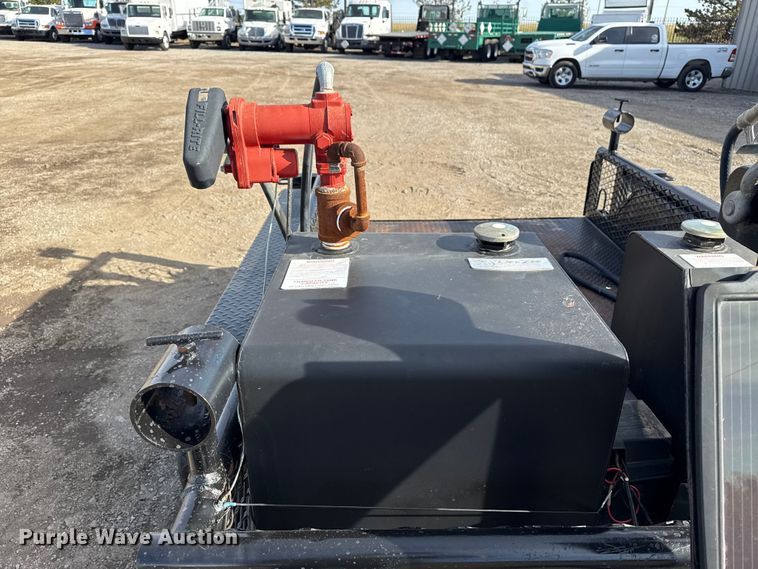 image for item EG1858 2011 Parker Trailers fuel trailer