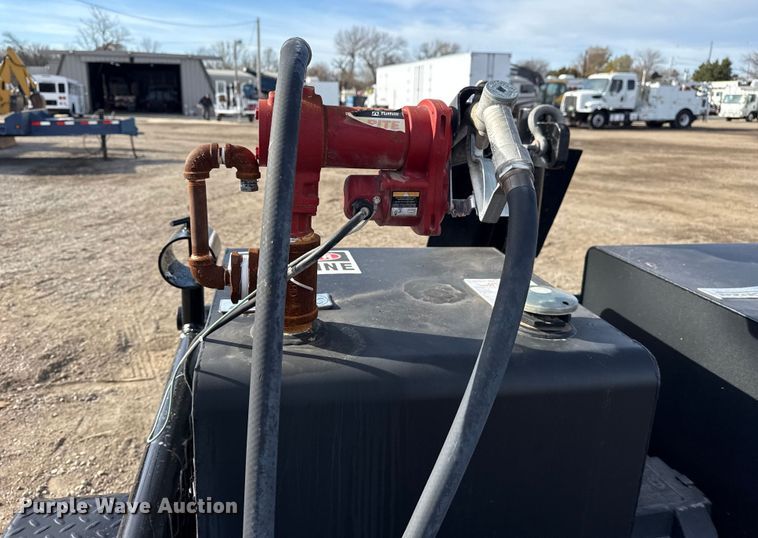 image for item EG1858 2011 Parker Trailers fuel trailer