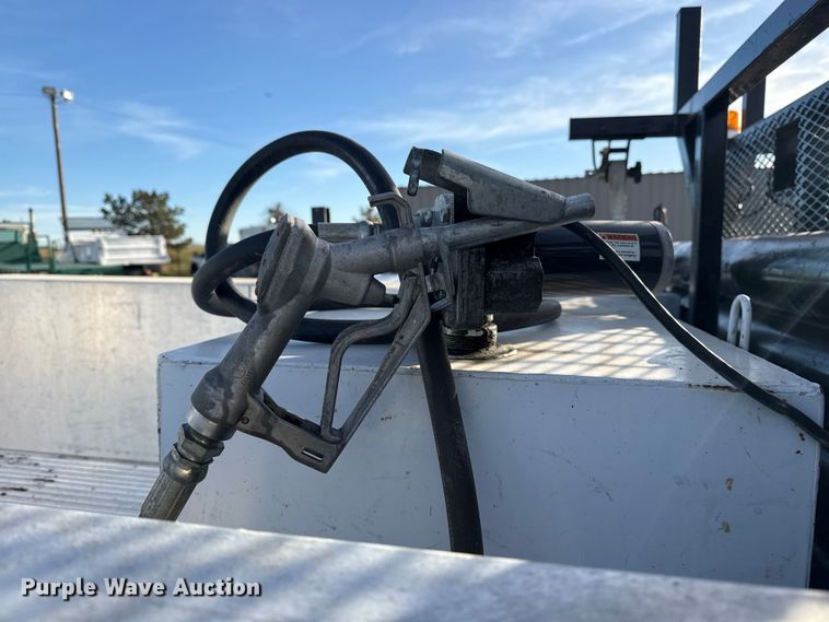 image for item EG1861 2018 Ford F550 Super Duty XL flatbed truck