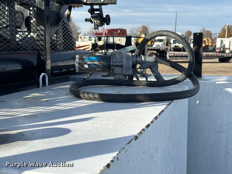 image for item EG1861 2018 Ford F550 Super Duty XL flatbed truck