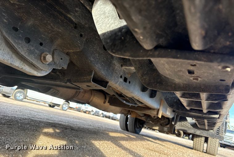 image for item EG1861 2018 Ford F550 Super Duty XL flatbed truck