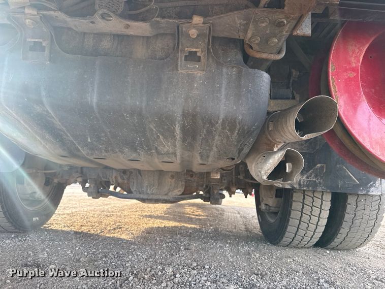 image for item EG1861 2018 Ford F550 Super Duty XL flatbed truck