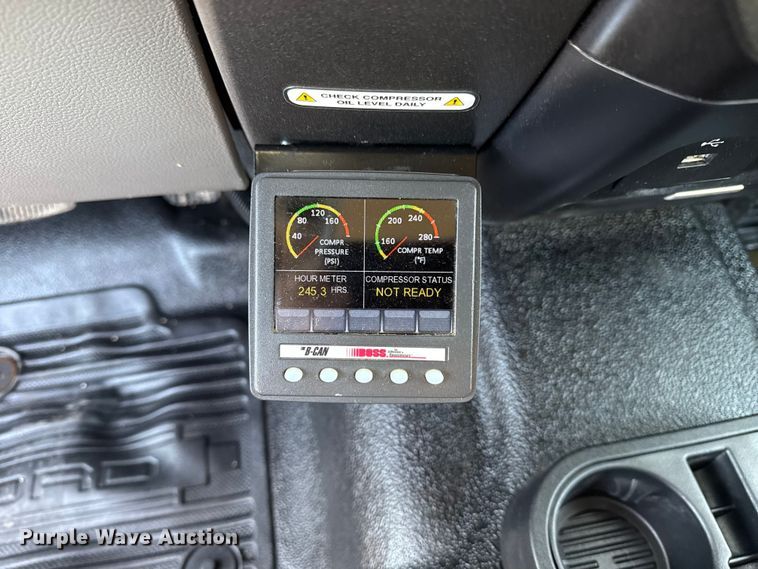 image for item EG1861 2018 Ford F550 Super Duty XL flatbed truck