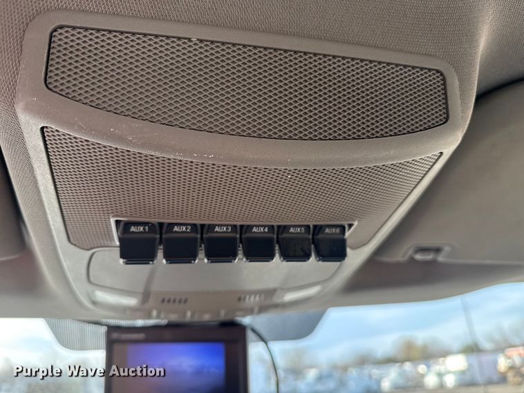 image for item EG1861 2018 Ford F550 Super Duty XL flatbed truck