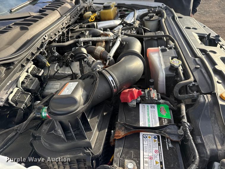 image for item EG1861 2018 Ford F550 Super Duty XL flatbed truck